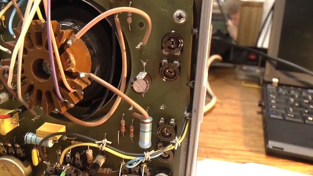 DrCassette's Workshop - Philips PM3233 Oscilloscope repairs смотреть онлайн