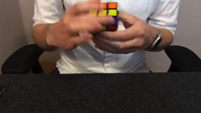 Mark Wade Solves a Rubik's cube in under 2 minutes смотреть онлайн