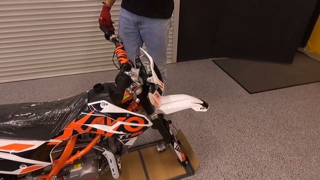 «СОБЕРИ САМ» | НОВЫЙ KAYO BASIC TT125 | КАК ПРАВИЛЬНО СОБРАТЬ НОВЫЙ ПИТБАЙК САМОСТОЯТЕЛЬНО смотреть онлайн