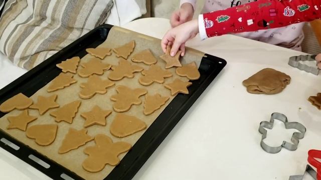 ПЕЧЕНЬЕ ИМБИРНОЕ. ГОТОВИМСЯ КО ДНЮ СВЯТОГО НИКОЛАЯ.. смотреть онлайн