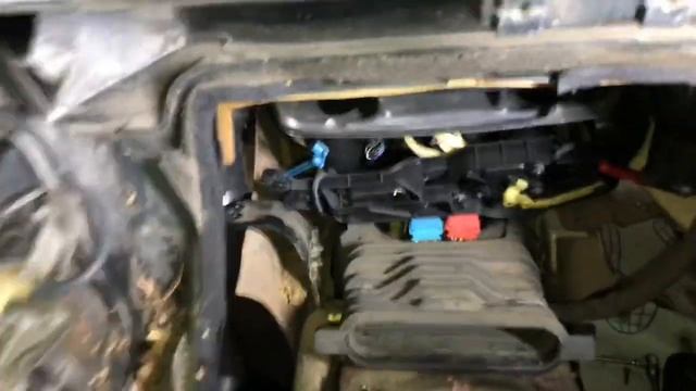 Замена радиатора печки Audi a100 a80 . Замена Моторчика Печки Ауди без разбора панели смотреть онлайн