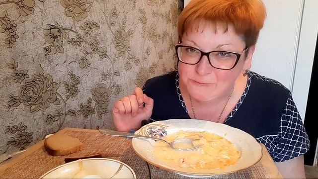 пожрем/Мукбанг гороховый суп/обжор и разговоры на камеру