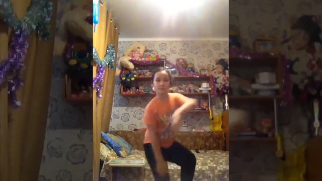 Танцую под песню I Got Love смотреть онлайн