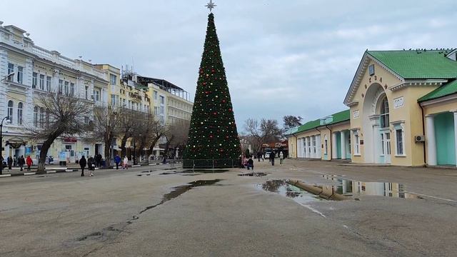 ФЕОДОСИЯ СЕГОДНЯ. Город в предпраздничном настроении. #феодосия, #жизньвкрыму смотреть онлайн