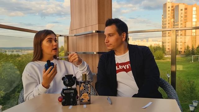 Подруга оценивает мои ароматы смотреть онлайн