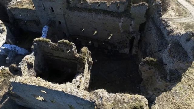 Средневековые замки и церкви Эстонии смотреть онлайн