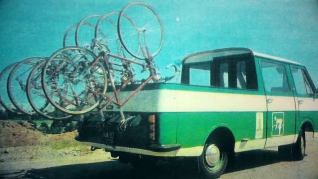 РАФ-2203 Латвия популярный в СССР микроавтобус/RAF-2203 Latvia is the popular minibus in the USSR смотреть онлайн