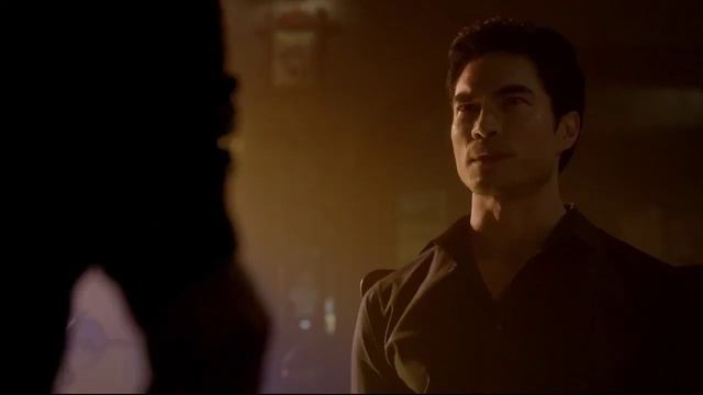 Elijah Salva a Hayley y a Marcel de Shen Min (The Originals:T.3/E.6: Latino) смотреть онлайн
