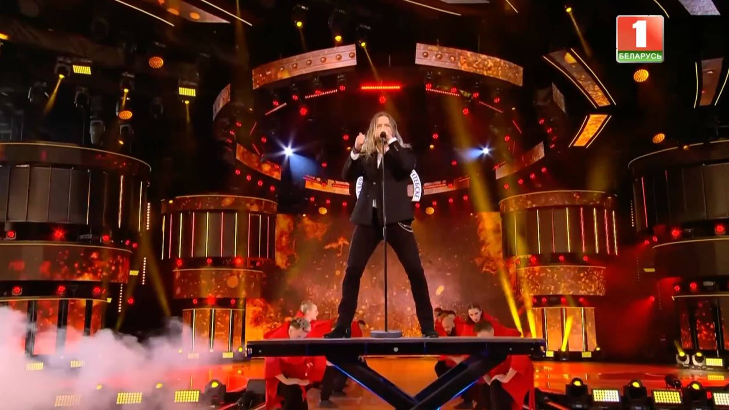 Арсений Бородин - Горят Огни (Славянский Базар|Витебск) смотреть онлайн