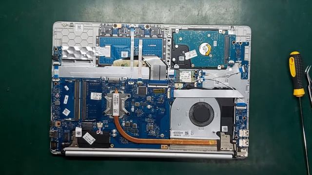 HP 15s-du Series 11th Gen Laptop Upgrade M.2 NVMe SSD, RAM & Disassembly HP 15s du 3024 tu смотреть онлайн