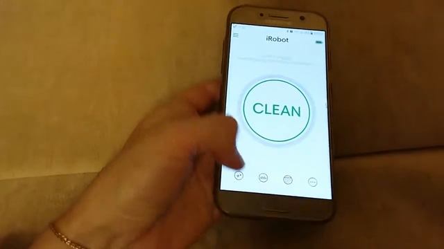 ОНЛАЙН ТРЕЙД.РУ Робот-пылесос iRobot Roomba 980 смотреть онлайн
