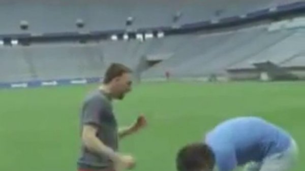 Франк Рибери VS Лука Тони! frank ribery vs luka toni