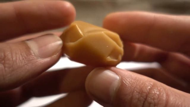 Roshen Minky Binky Strawberry Filled Toffee смотреть онлайн
