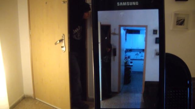 Salient Eye , Home security system app - Turn a phone into a motion sensing camera and burglar alar смотреть онлайн