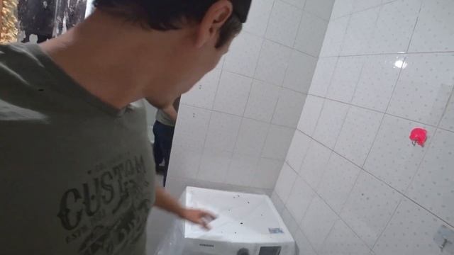 ПЛИТКА ПОШЛА НА ВЗЛЁТ ! КАК Я ОТДЫХАЮ ОТ РЕМОНТА НА ДАЧЕ ИЛИ САМЫЙ БЮДЖЕТНЫЙ РЕМОНТ САНУЗЛА! СТОЛЫЧ смотреть онлайн