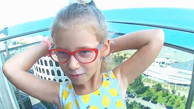 Покупка сувениров и прогулка в Батуми смотреть онлайн