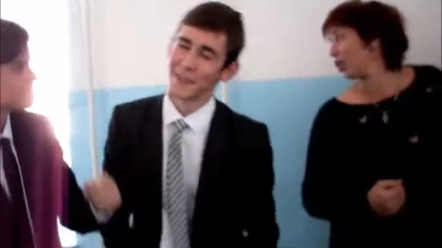 ПРАЗДНОВАНИЕ ДНЯ УЧИТЕЛЯ В РОССИИ! смотреть онлайн