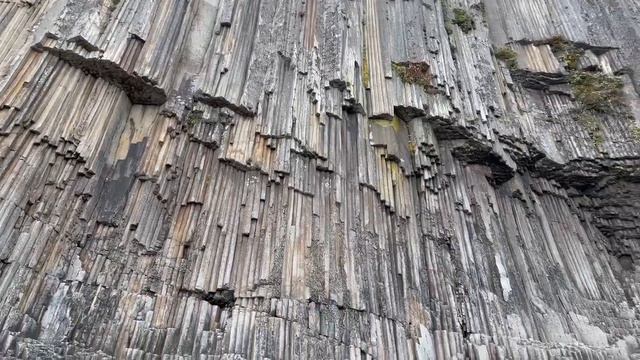 Мыс Столбчатый красивейшее место на острове Кунашир смотреть онлайн