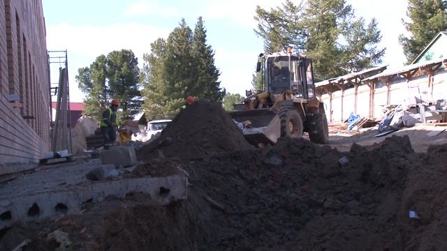 ДЕТАЛИ: В чем нуждается Овгорт? О поездке главы района в село смотреть онлайн