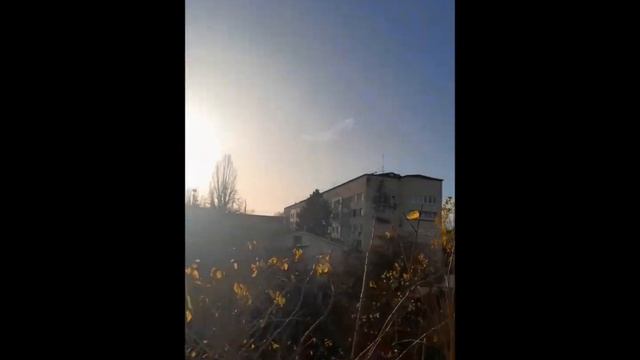 Вот такая тёплая погода сейчас в Крыму в Декабре, Симферополь 03.12.2023 смотреть онлайн