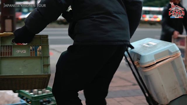 A frenchman who runs a food stall in japan ｜ Yatai レミさんち смотреть онлайн