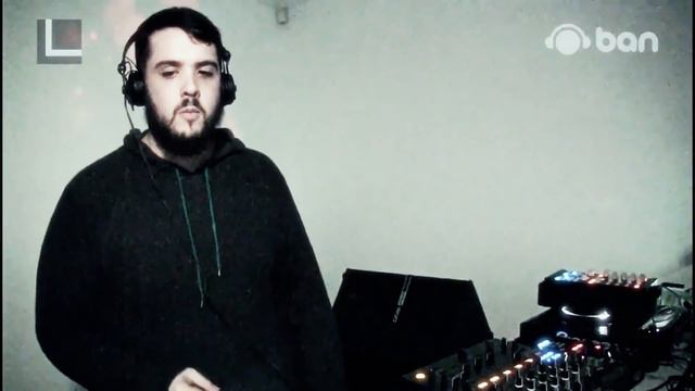 Victor Ruiz @ Tiles Showcase #1 смотреть онлайн