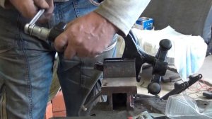 Замена сайлентблоков  на скутере.