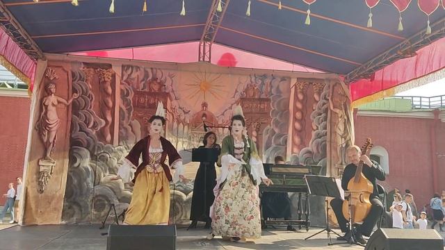 Танцы .Исторический фестиваль-маскарад "Град Петров" смотреть онлайн