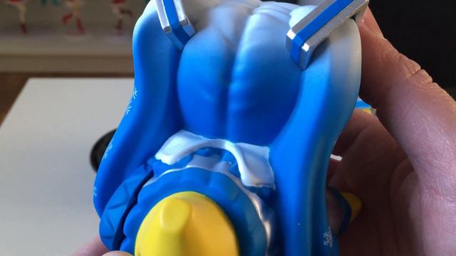 Unboxing of Snow Miku Limited Edition Tubbz Rubber Duck Figure by Numskull Designs смотреть онлайн
