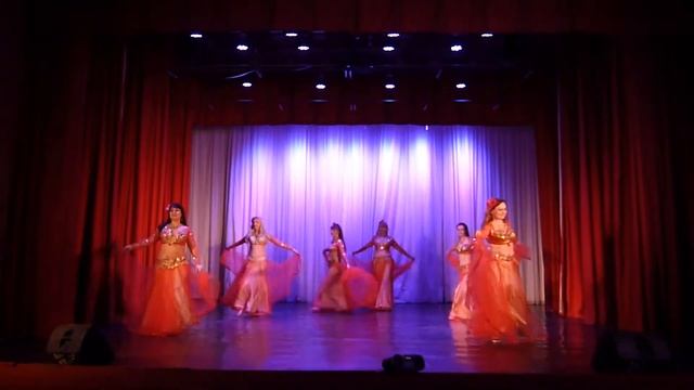 "Танцующие маки" восточный танец, Ансамбль "САНТЭ", г. Подольск смотреть онлайн