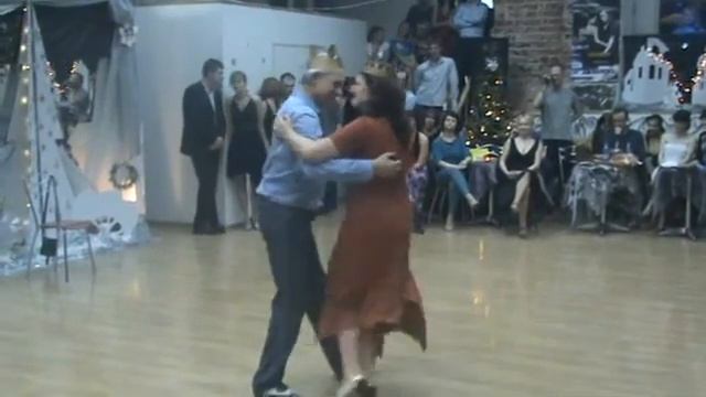 Танго-Бал 25.12.2010. Вальс Короля и Королевы! смотреть онлайн