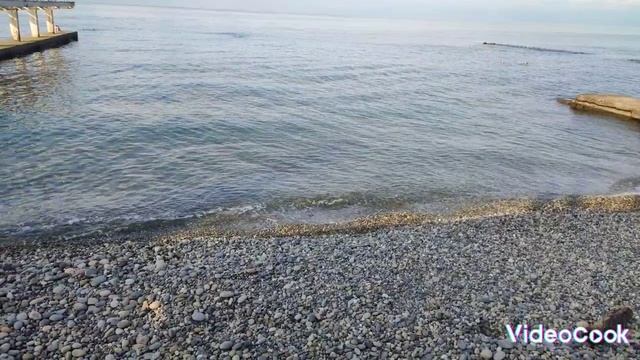 Сочи море пляж 1 августа 2023 года 7 часов утра вода очень теплая и чистая   .mp4