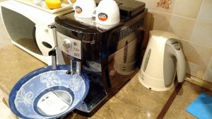 Как промыть кофемашину Delonghi от накипи. Подробная инструкция :)