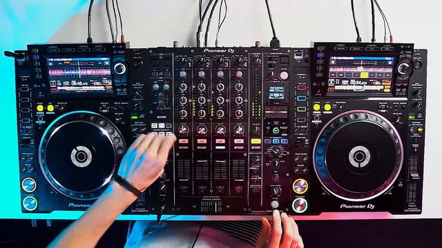 E Se Eu Tocasse Minimal / Deep Tech смотреть онлайн