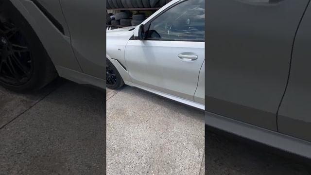 Замена колес на автомобиле смотреть онлайн