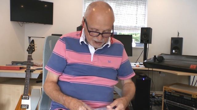 H S Anderson Mad Cat - Unboxing and Demo смотреть онлайн