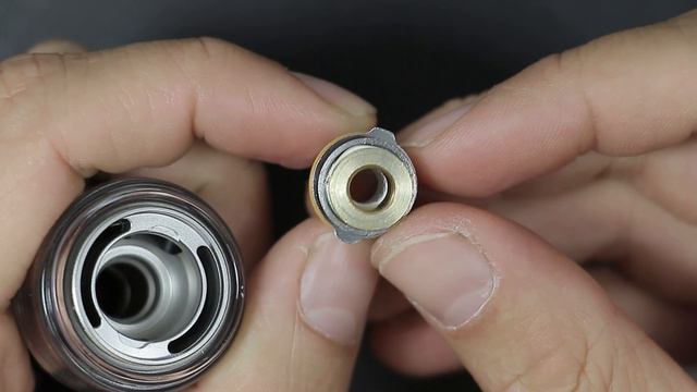 Clearomiseur Z Subohm 2021 - Geekvape | Changement De Résistance Et Amorçage [ Kit Aegis Legend 2 ]