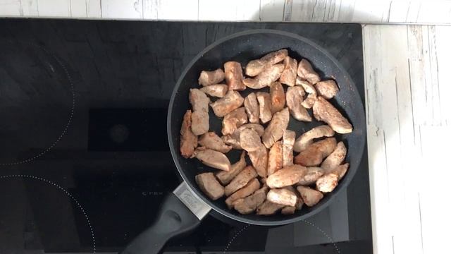 БЕЗ ВОЗНИ И ЗАМОРОЧЕК ? Поджарка на сковороде ? ПРОСТО ВКУСНО! смотреть онлайн