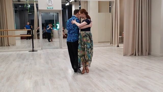Сложные связки для танцпола - Роман Гилев Елена Каменских, урок аргентинское танго 04.02.2020 смотреть онлайн