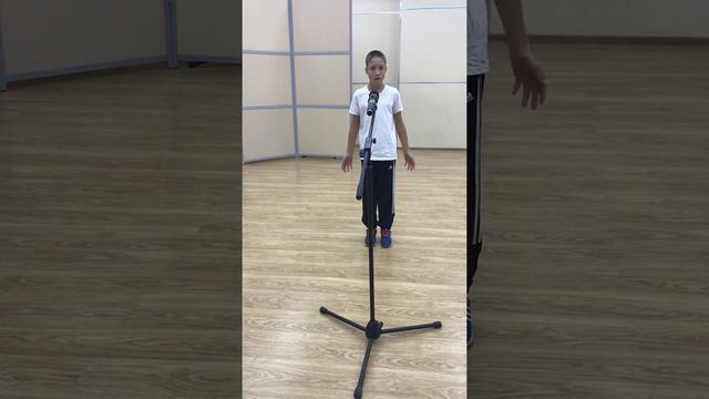 Красивая девочка, читает Егоров Максим смотреть онлайн