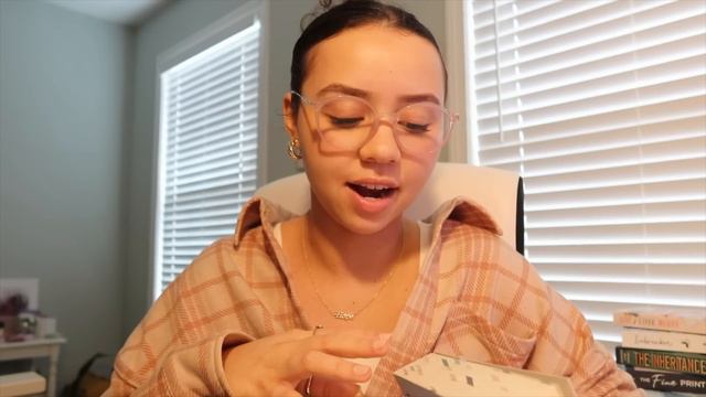 how I annotate my books ! (super simple & aesthetic) (routine/supplies) смотреть онлайн