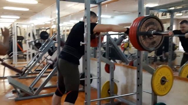 200 кг!!! Пауэрлифтинг в натураху, присед. Powerlifting