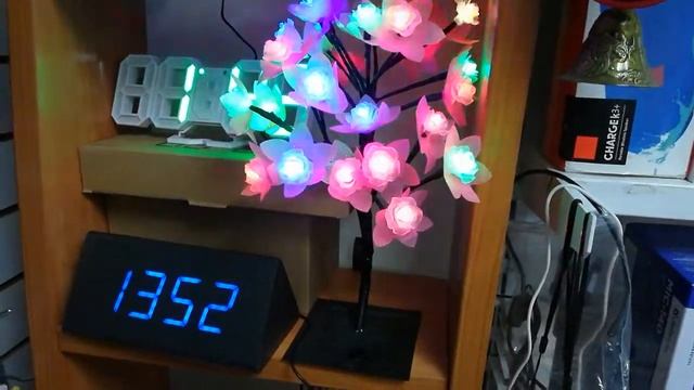 Светодиодное дерево. Дерево со светящимися цветами смотреть онлайн