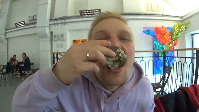 Пробуем морских гадов/Устрицы/Морские ежи смотреть онлайн