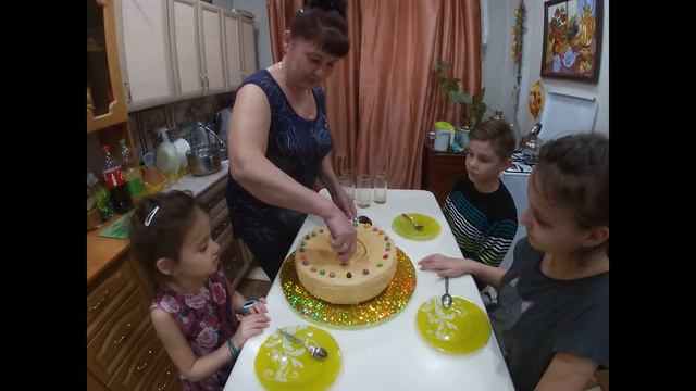 ***ФЕЙЕРВЕРК - ВМЕСТО ПРАЗДНИЧНЫХ СВЕЧЕЙ ! Дарине 7 лет. смотреть онлайн