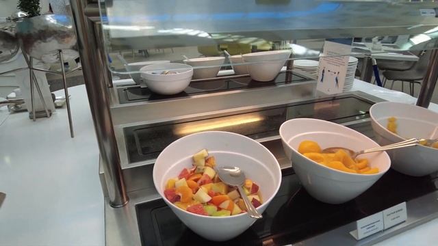 Чем кормят на завтрак? Отель Novotel. Шереметьево 2021. смотреть онлайн