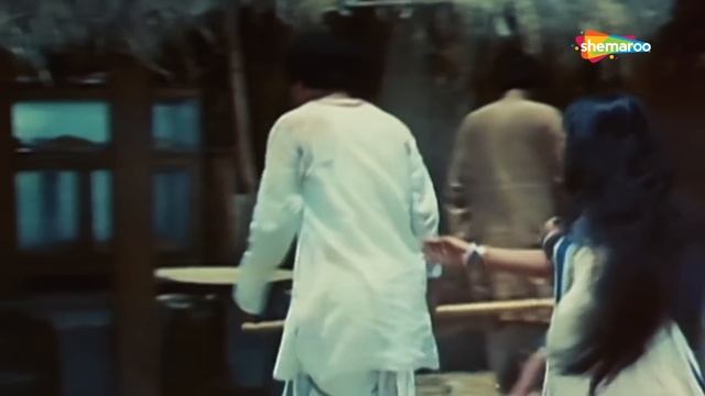 Mere Desh Premiyon Song | मेरे देश प्रेमियों | Desh Premee (1982) | Hema Malini | Amitabh Bachchan смотреть онлайн