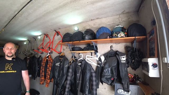 Погоня за адреналином. Как ездить на мотоцикле на заднем колесе. смотреть онлайн