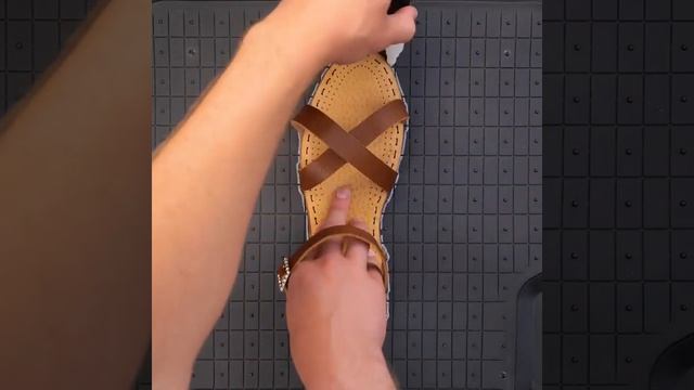 ПРЕОБРАЗИТЕ ВАШУ ОБУВЬ! || СУПЕР-ЛАЙФХАКИ УХОДА ЗА СТУПНЯМИ смотреть онлайн