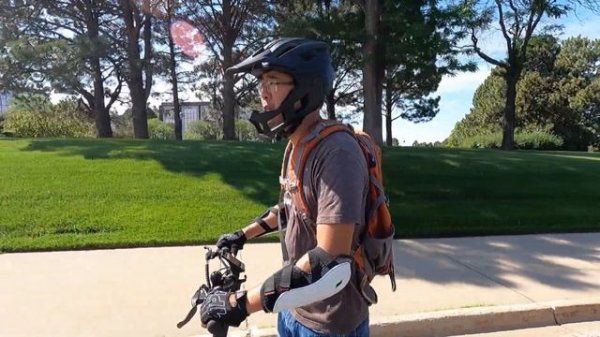 This New Escooter is a Great Value for Your Money: Varla Pegasus Review